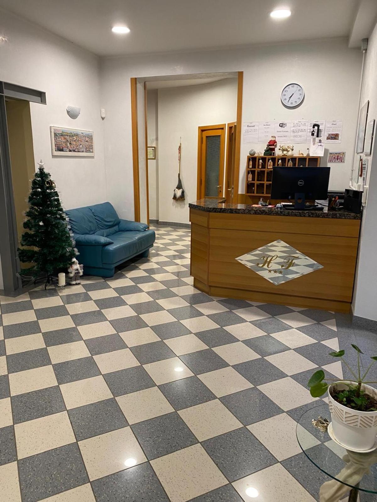 Hotel Ferrara Chianciano Terme Extérieur photo